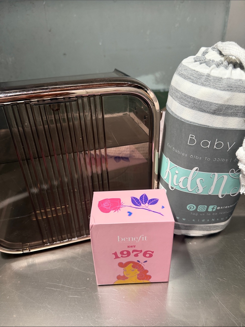 Buy it now Bundle for a customer Benefit 1976 Blush Compact - Pink
